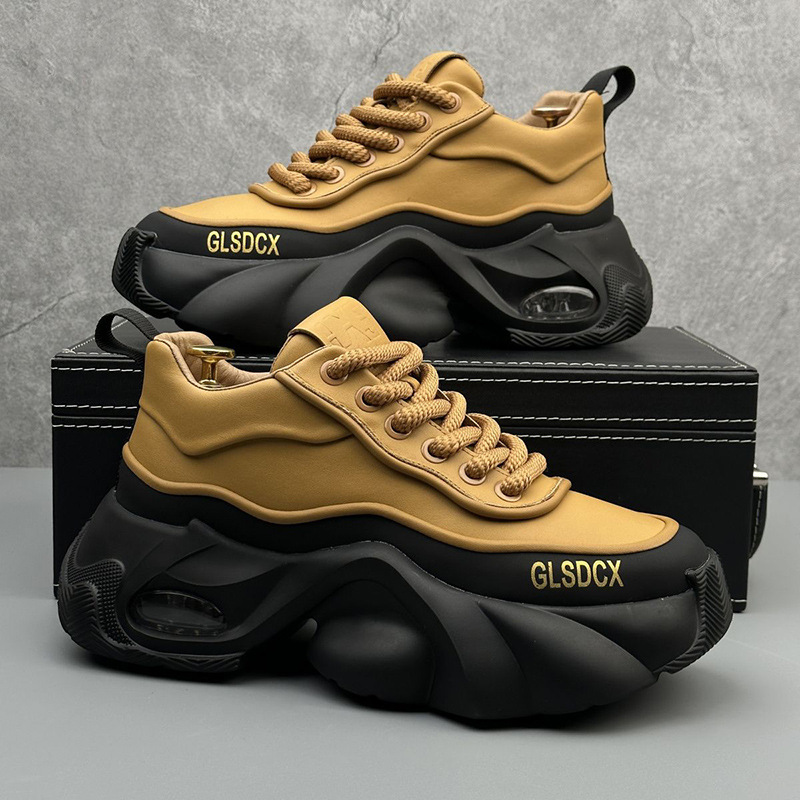 مصمم نمط حذاء رجالي 2025 الخري - مراجعة Mens Fashion Trainers 2025 وسعره