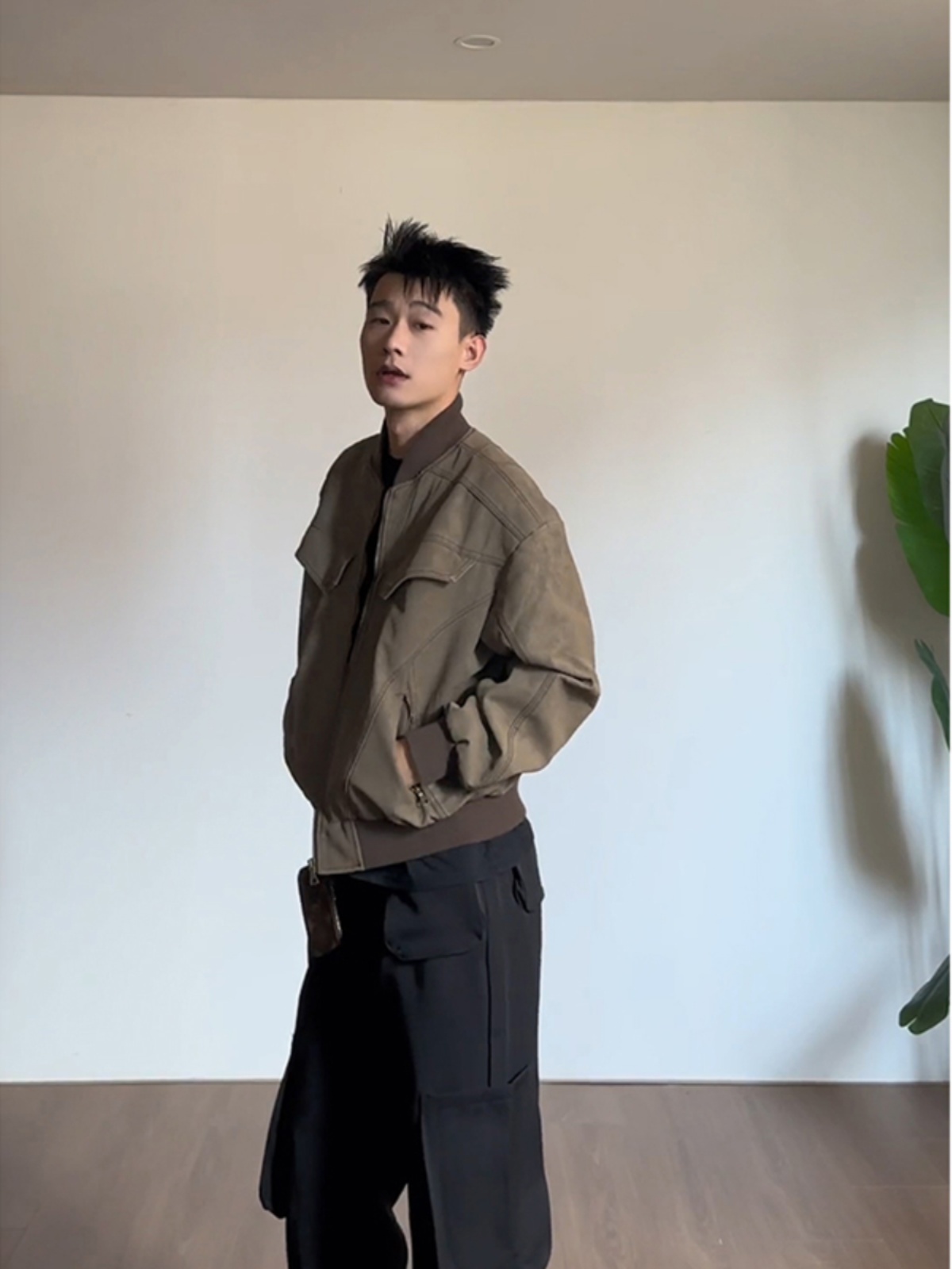 جاكيت بيسبول قصير بني عتيق للر - مراجعة Harrington Jacket وسعره
