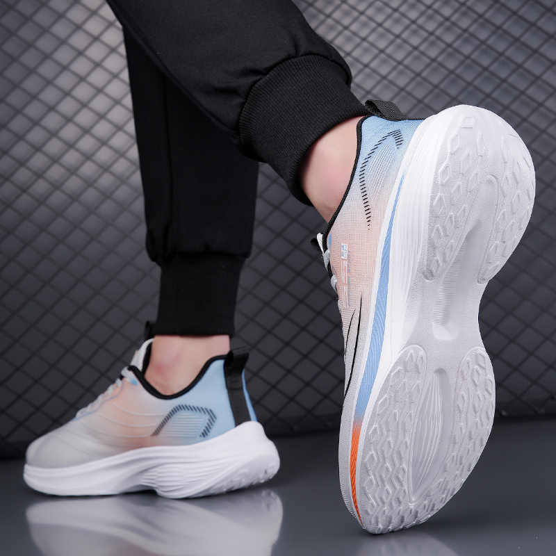 أحذية رياضية رجالية فاخرة عالي - مراجعة Mens Fashion Trainers 2025 وسعره